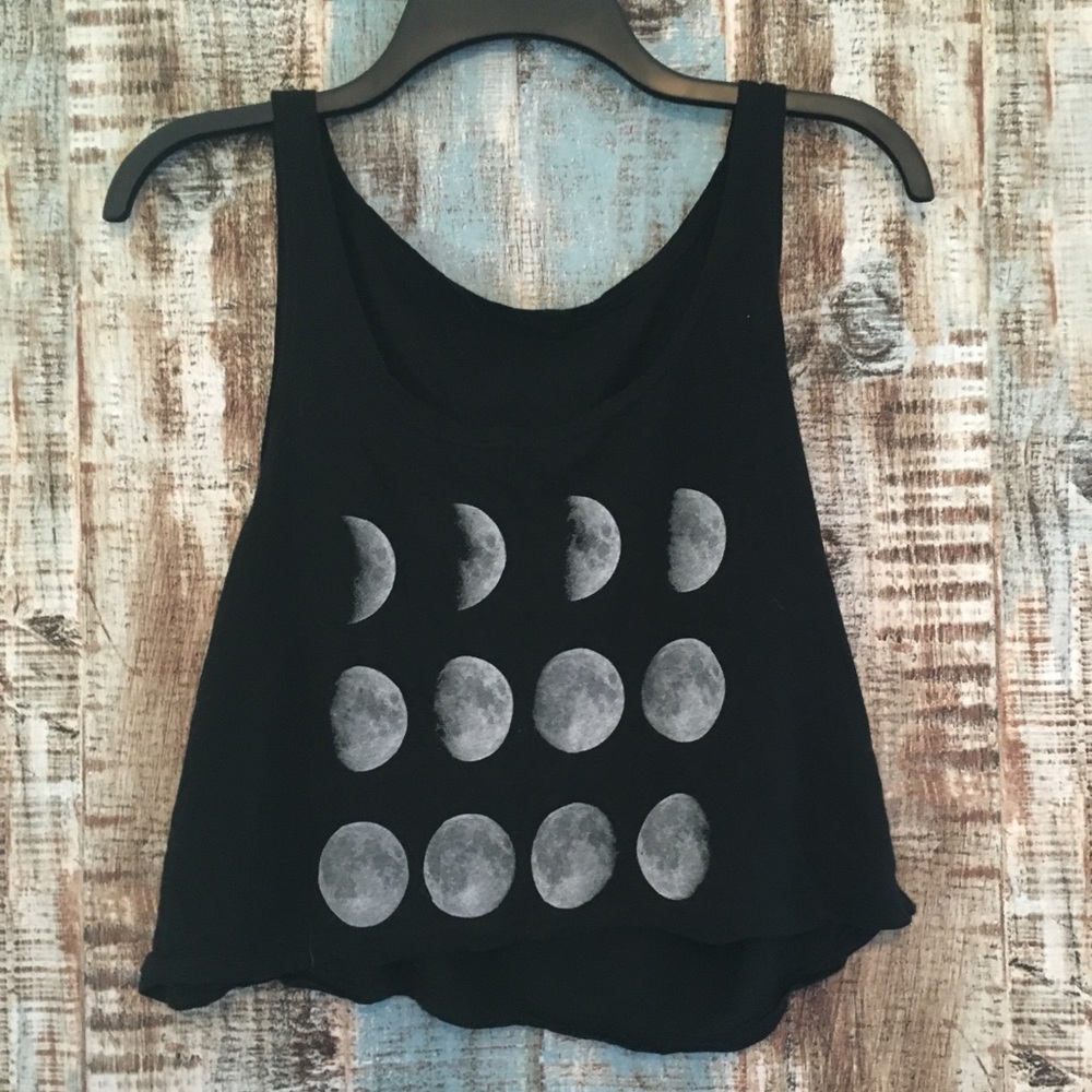 Tank tops - Picture 5 of 8
